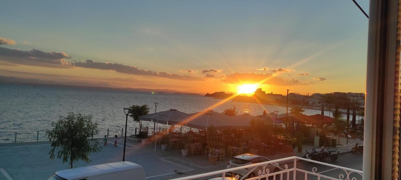 Dimitra'S Daire Amarynthos Dış mekan fotoğraf